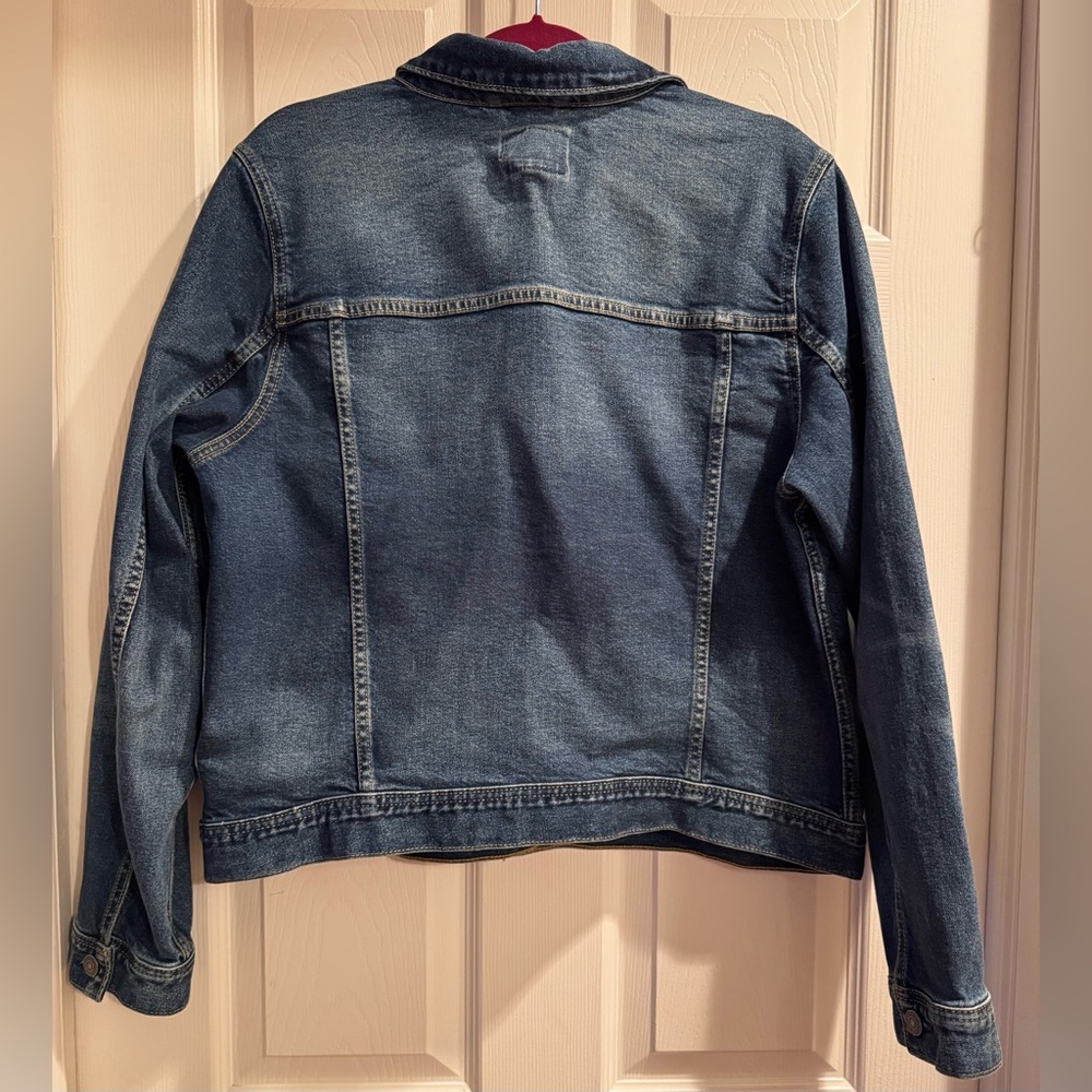 American Eagle Outfitters Denim Jacket - Picture 4 of 11